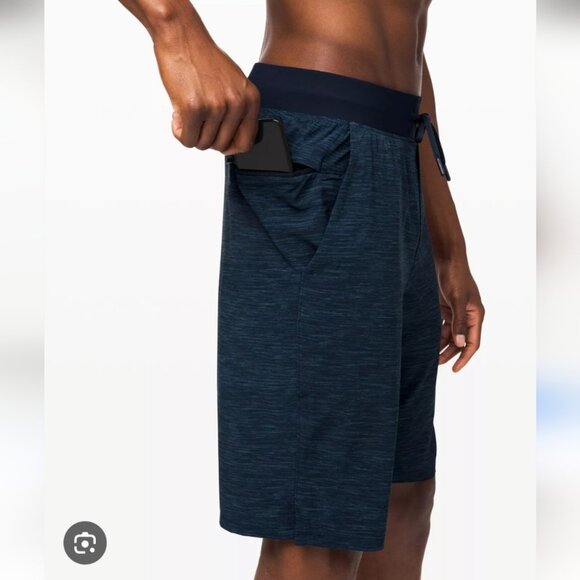 LULULEMON | T.H.E. Shorts 11" heathered Navy Sz XL - Picture 2 of 5